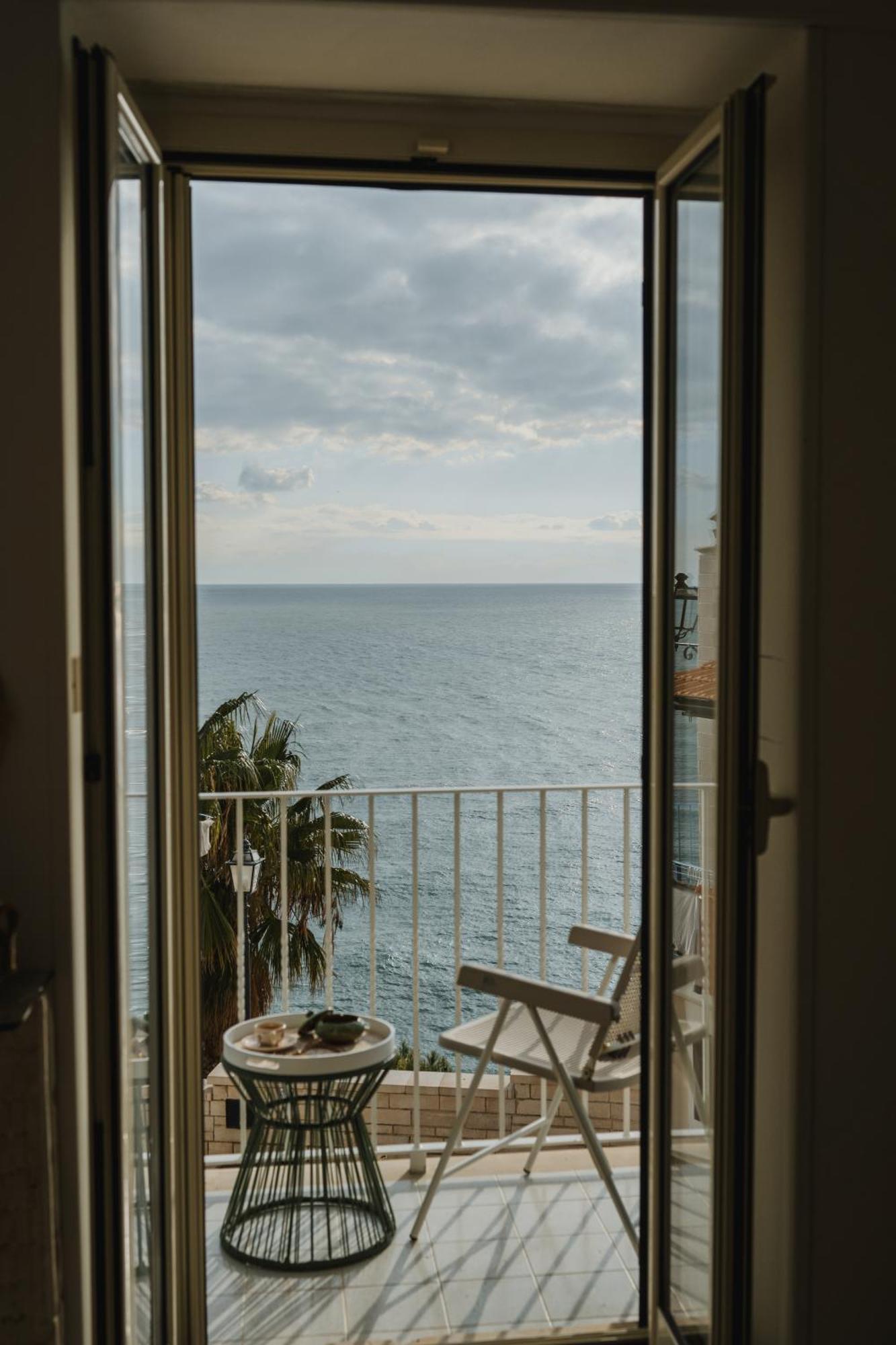 Casa Tua - Sea View Onda Apartment Vieste Luaran gambar